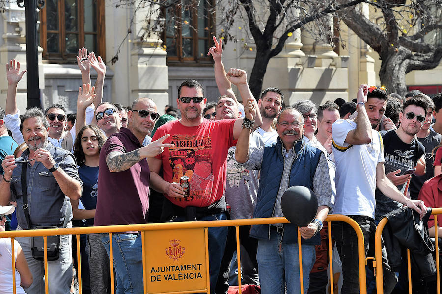 Fotos: Búscate en la mascletà del 8 de marzo de las Fallas 2019