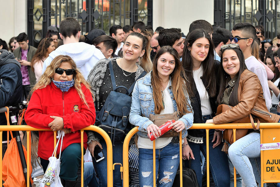 Fotos: Búscate en la mascletà del 8 de marzo de las Fallas 2019