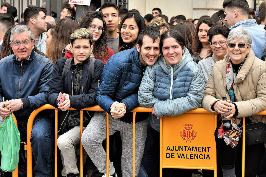 Fotos: Búscate en la mascletà del 8 de marzo de las Fallas 2019