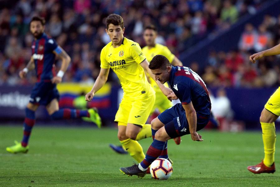 Estas son las mejores fotos del partido de la jornada 27 LaLiga en el Ciutat de València