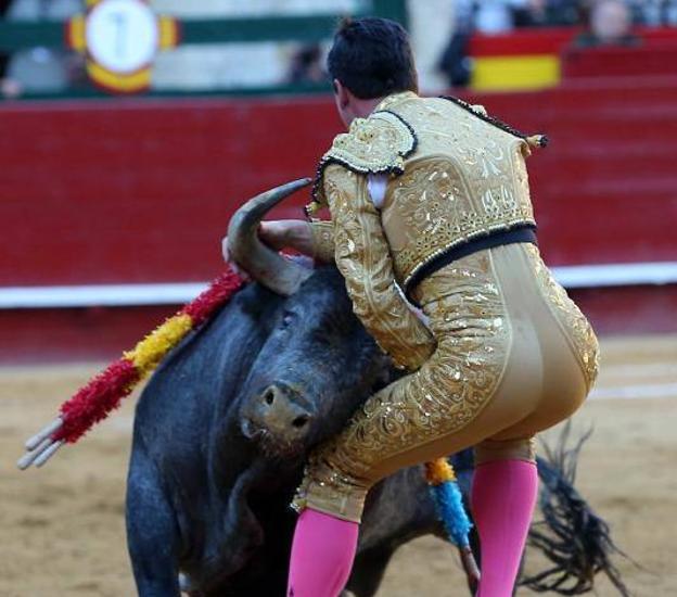 Fotos. La cogida a Chacón en Valencia. 