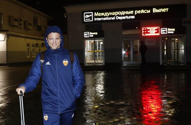 Cheryshev, ayer a su llegada a Krasnodar. 