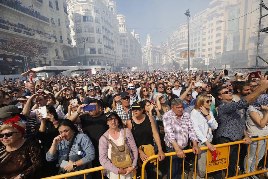 Fotos: Fallas 2019: Mascletà del 16 de marzo, de Caballer FX Global Foc