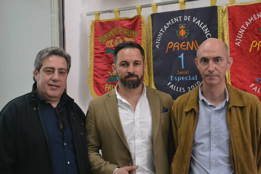 Fotos: Fotos de Santiago Abascal durante su visita a Valencia en Fallas