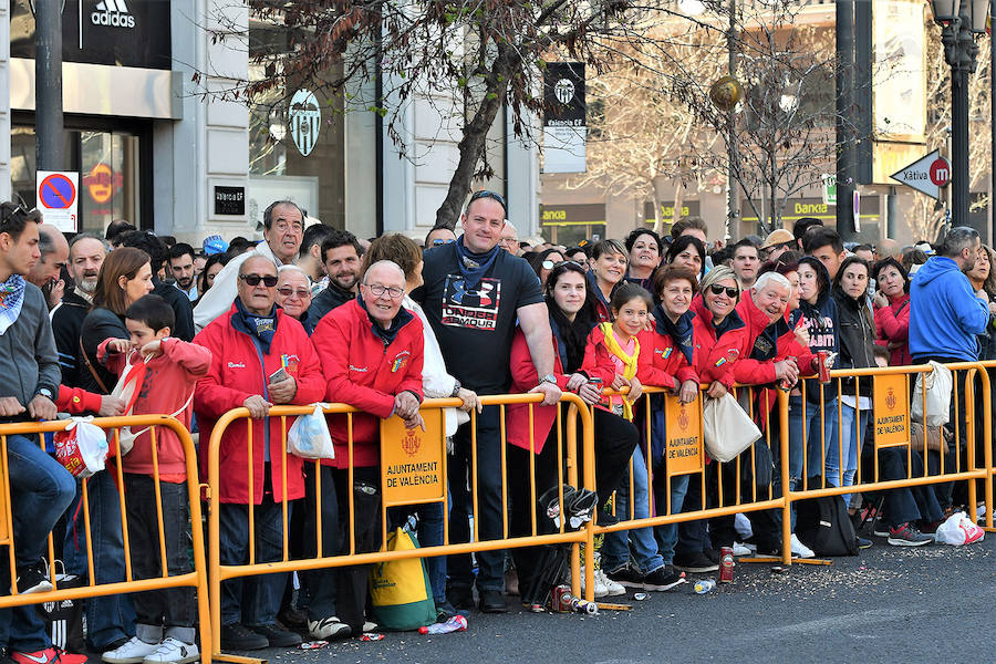 Fotos: Búscate en la mascletà del sábado 16 de marzo