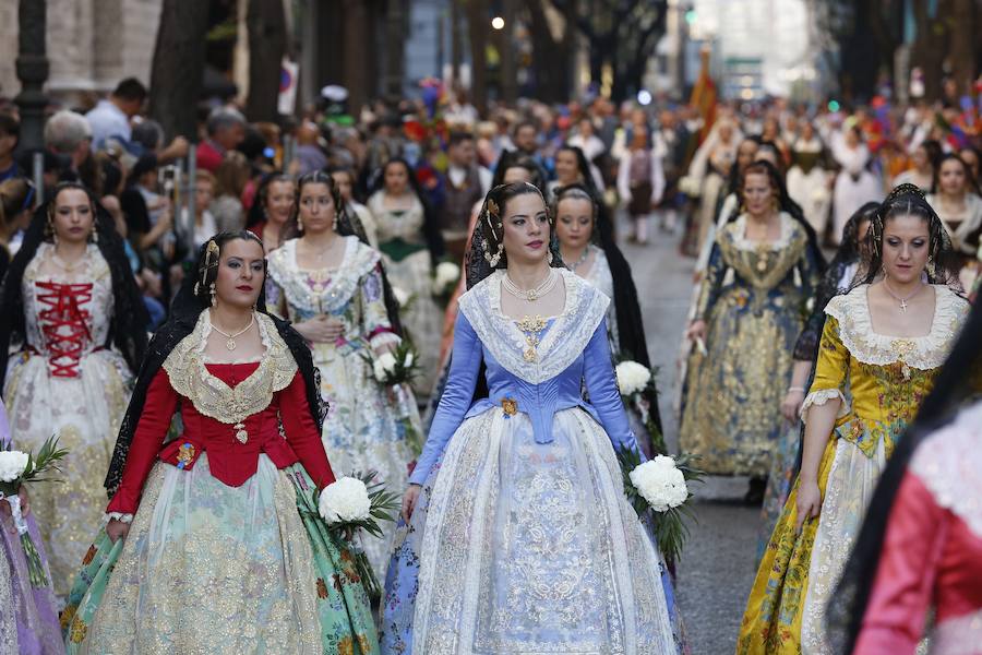 Fotos: Fallas 2019: Primer día de la Ofrenda de las Fallas de Valencia