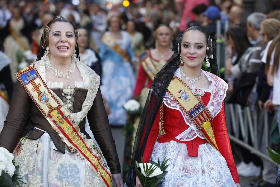 Fotos: Fallas 2019: Primer día de la Ofrenda de las Fallas de Valencia