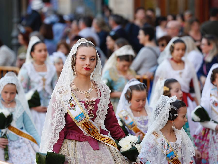 Fotos: Fallas 2019: Primer día de la Ofrenda de las Fallas de Valencia