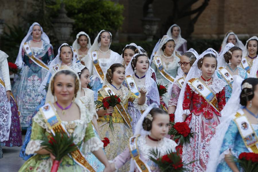 Fotos: Fallas 2019: Primer día de la Ofrenda de las Fallas de Valencia