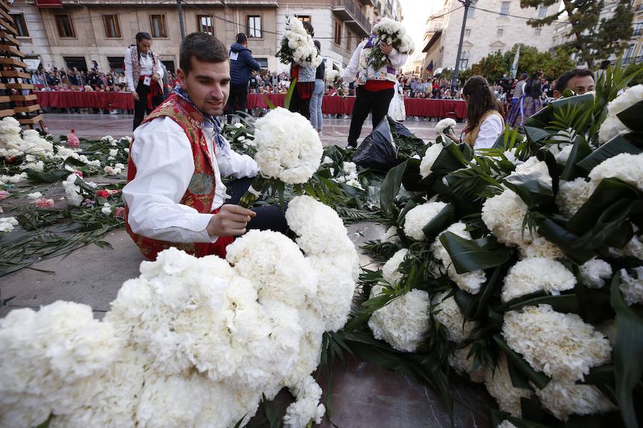 Fotos: Fallas 2019: Primer día de la Ofrenda de las Fallas de Valencia