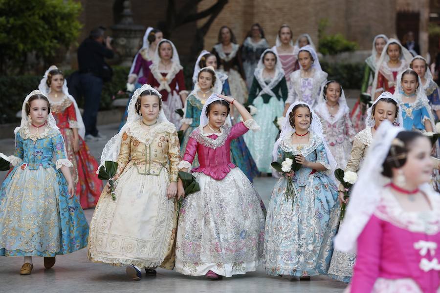 Fotos: Fallas 2019: Primer día de la Ofrenda de las Fallas de Valencia