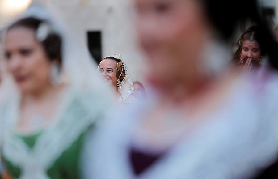 Fotos: Fallas 2019: Primer día de la Ofrenda de las Fallas de Valencia