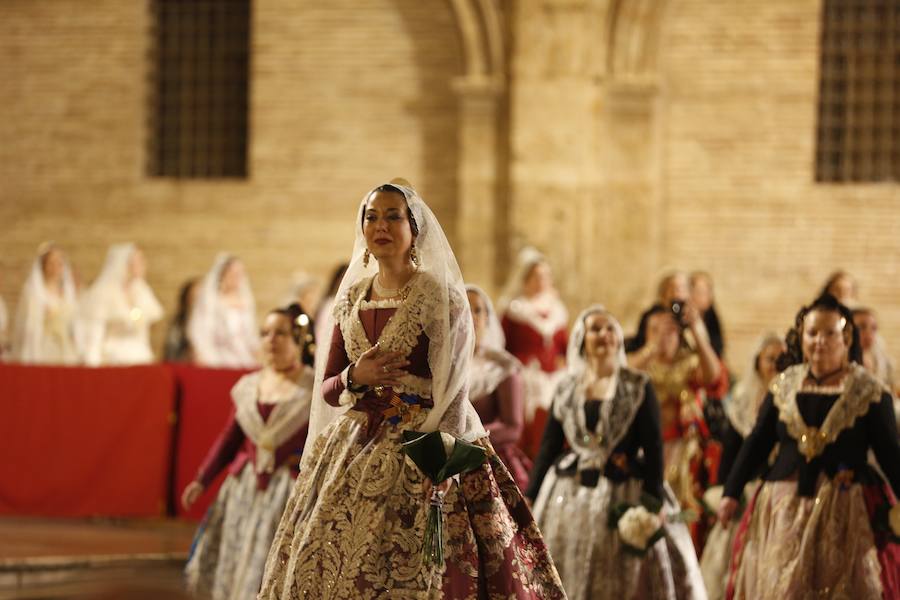 Fotos: Fallas 2019: Primer día de la Ofrenda de las Fallas de Valencia