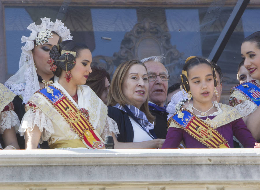 Fotos: Fotos de la mascletà de este lunes 18 de marzo