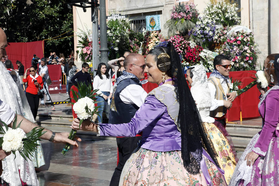 Fotos: Fallas 2019: Segundo día de la Ofrenda a la Virgen de los Desamparados