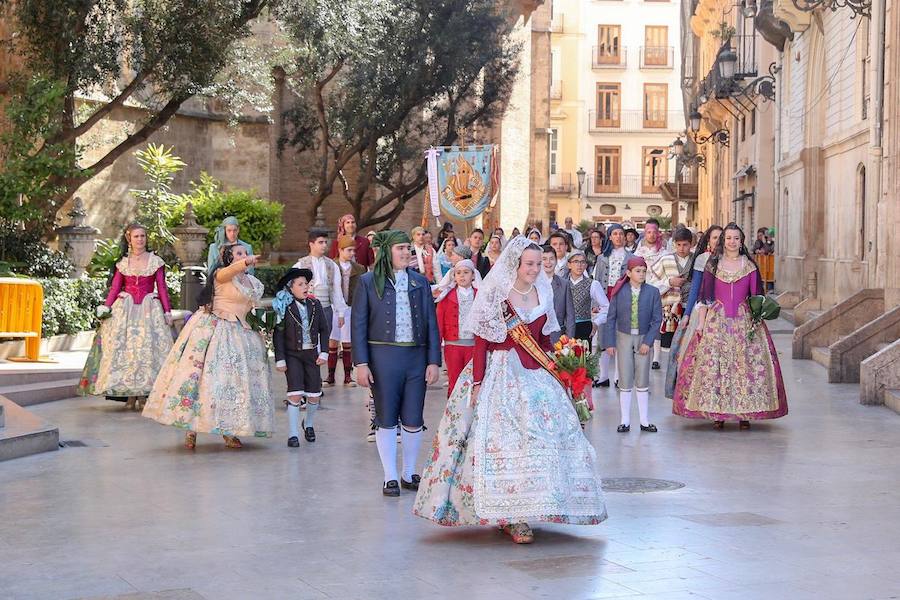 Fotos: Fallas 2019: Segundo día de la Ofrenda a la Virgen de los Desamparados