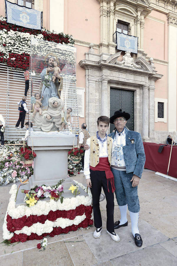 Fotos: Fallas 2019: Segundo día de la Ofrenda a la Virgen de los Desamparados