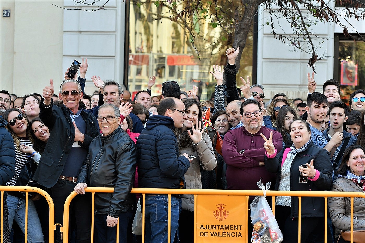 Fotos: Fallas 2019: Búscate en la mascletà del lunes, 18 de marzo