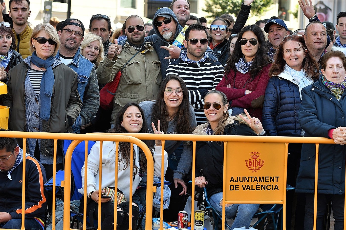 Fotos: Fallas 2019: Búscate en la mascletà del lunes, 18 de marzo