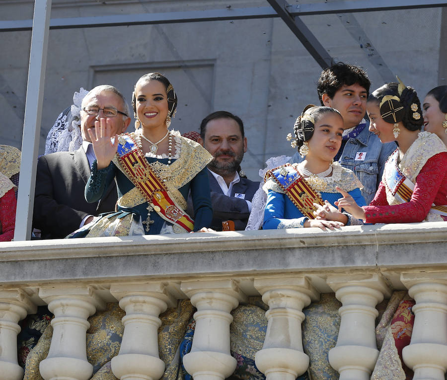 Fotos: Mascletà del 19 de marzo en las Fallas 2019