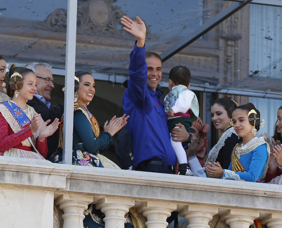 Fotos: Mascletà del 19 de marzo en las Fallas 2019