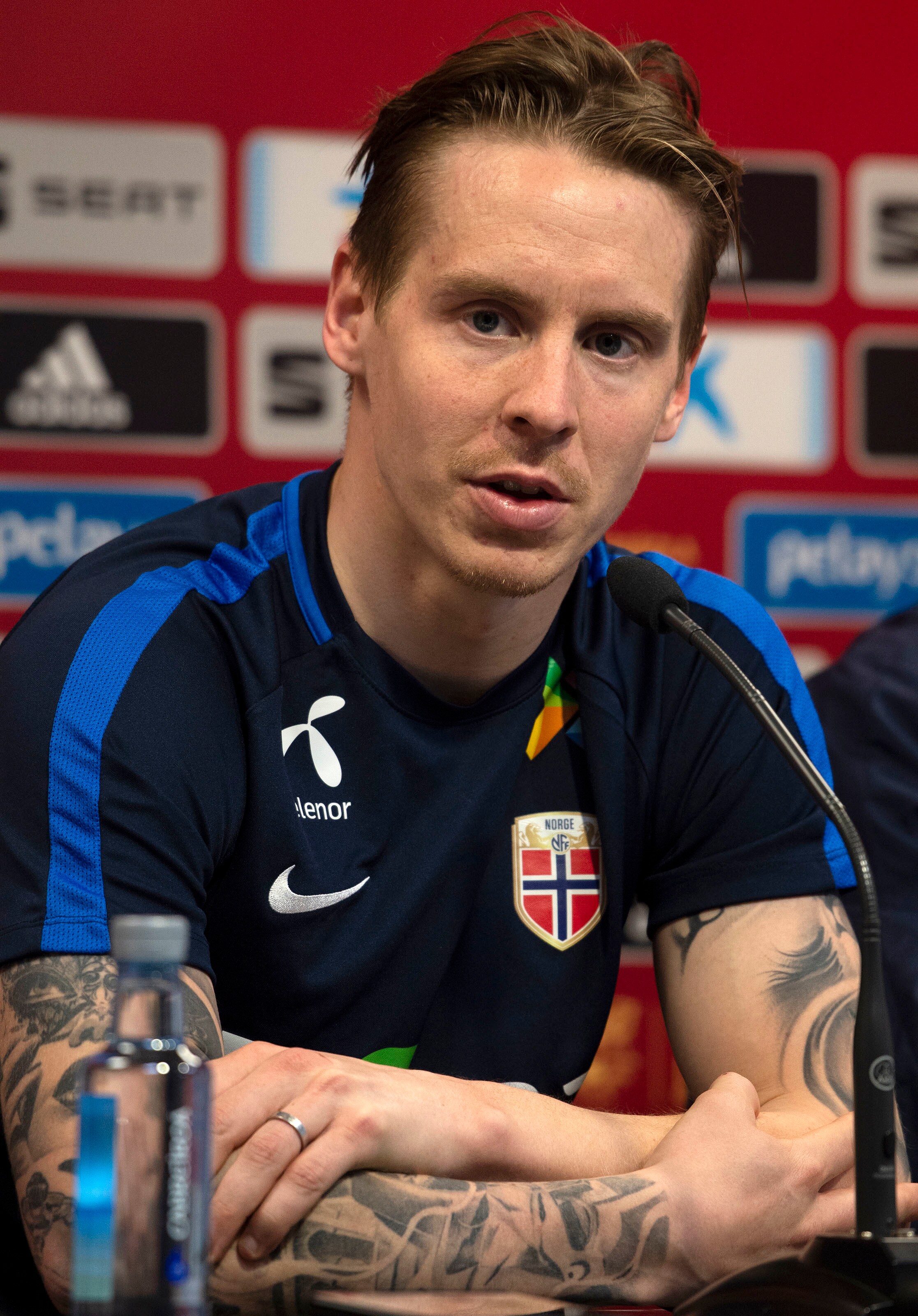 Stefan Johansen, ante los medios