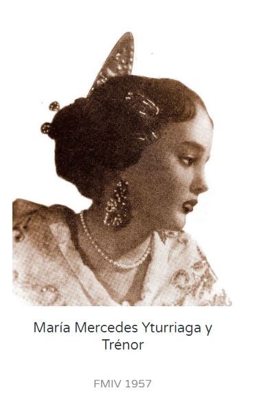 La primera fallera mayor infantil fue Teresa del Sacramento Agramunt y desde 1940 le han sucedido decenas de niñas que representaron a las Fallas con toda su alegría. Entre ellas, dos apellidos muy conocidos: Mari Carmen Martínez Bordiú Franco y Sonsoles Suárez Illana.