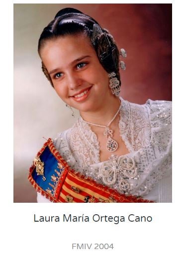 La primera fallera mayor infantil fue Teresa del Sacramento Agramunt y desde 1940 le han sucedido decenas de niñas que representaron a las Fallas con toda su alegría. Entre ellas, dos apellidos muy conocidos: Mari Carmen Martínez Bordiú Franco y Sonsoles Suárez Illana.