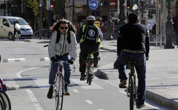 Uno de los tramos del anillo ciclista de Valencia. 