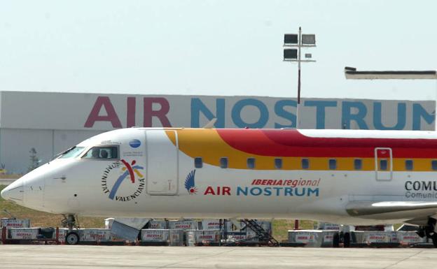 Air Nostrum alerta que la huelga de pilotos provocará problemas a miles de pasajeros en Semana Santa 