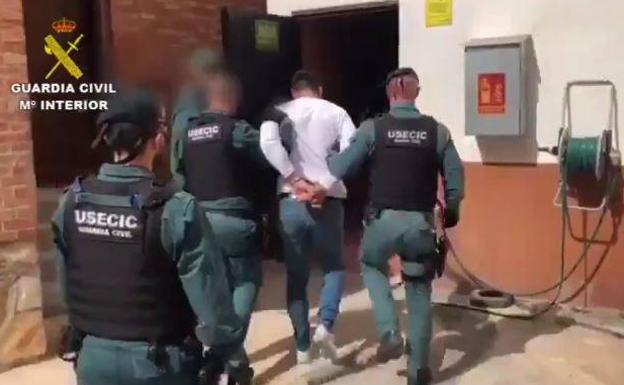 El joven detenido en Vinaròs, sospechoso de asesinar a su novia.