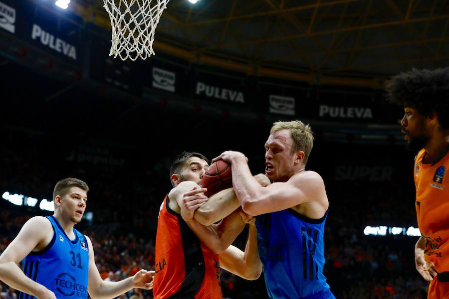 Las mejores fotos del primer partido de la final de EuroCup disputado en la Fonteta