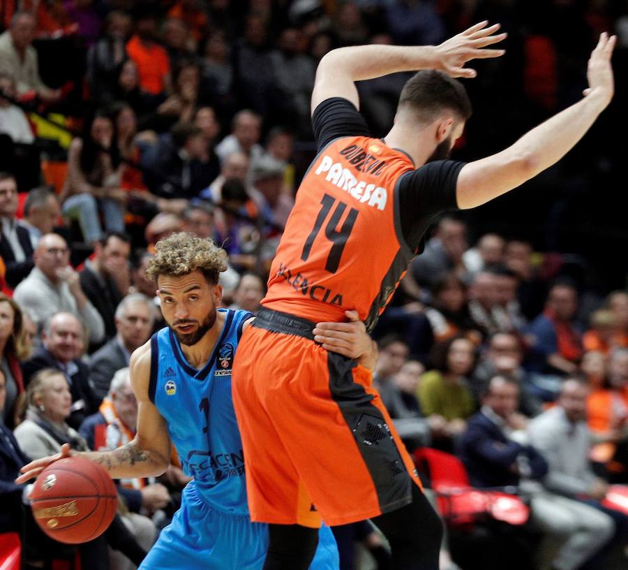 Las mejores fotos del primer partido de la final de EuroCup disputado en la Fonteta