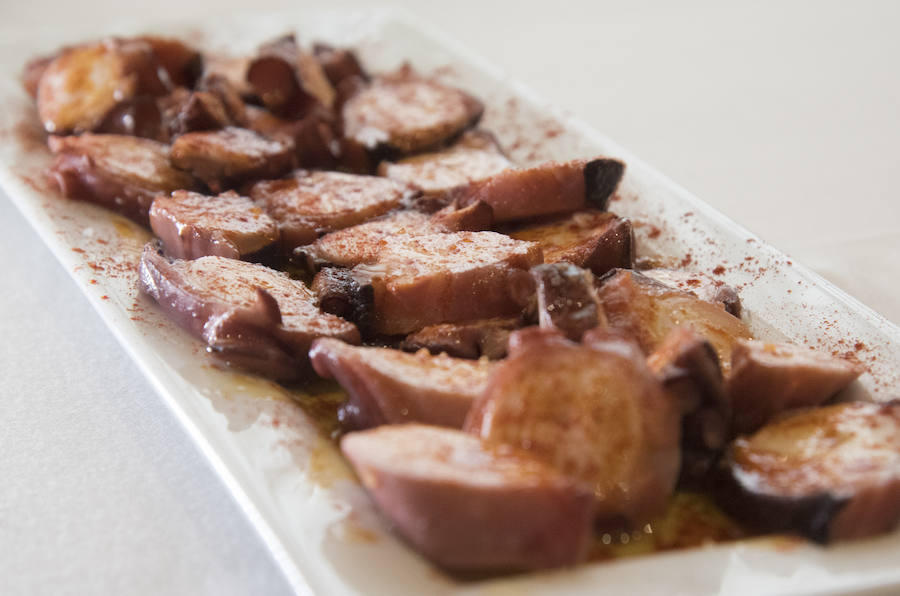 Imagen secundaria 1 - Algunos platos del menú del restaurante Eladio