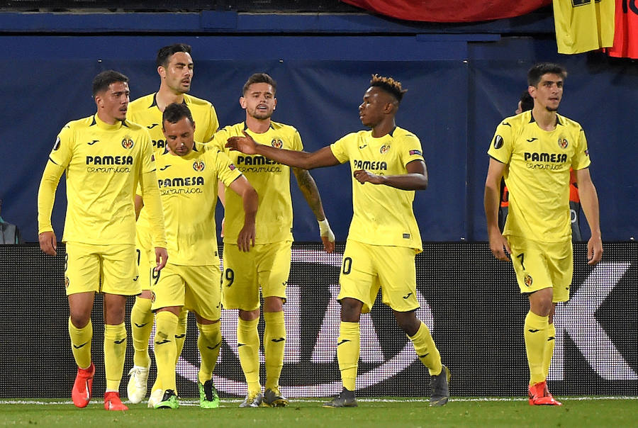 Las mejores fotos del partido de ida de cuartos de final de Europa League entre dos de los clubes de la Comunitat en el Estadio de la Cerámica