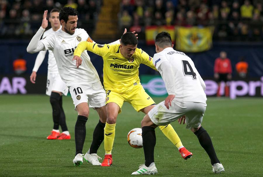 Las mejores fotos del partido de ida de cuartos de final de Europa League entre dos de los clubes de la Comunitat en el Estadio de la Cerámica