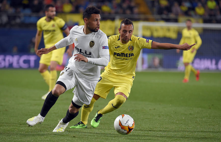 Las mejores fotos del partido de ida de cuartos de final de Europa League entre dos de los clubes de la Comunitat en el Estadio de la Cerámica