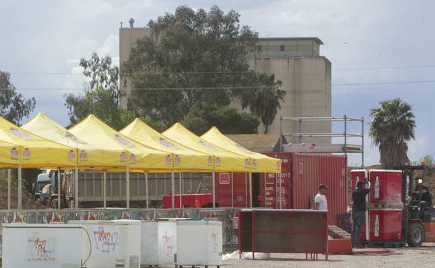 Los organizadores de las paellas universitarias de Valencia mantienen el pulso al Ayuntamiento e insisten en que se celebrará el macrofestival