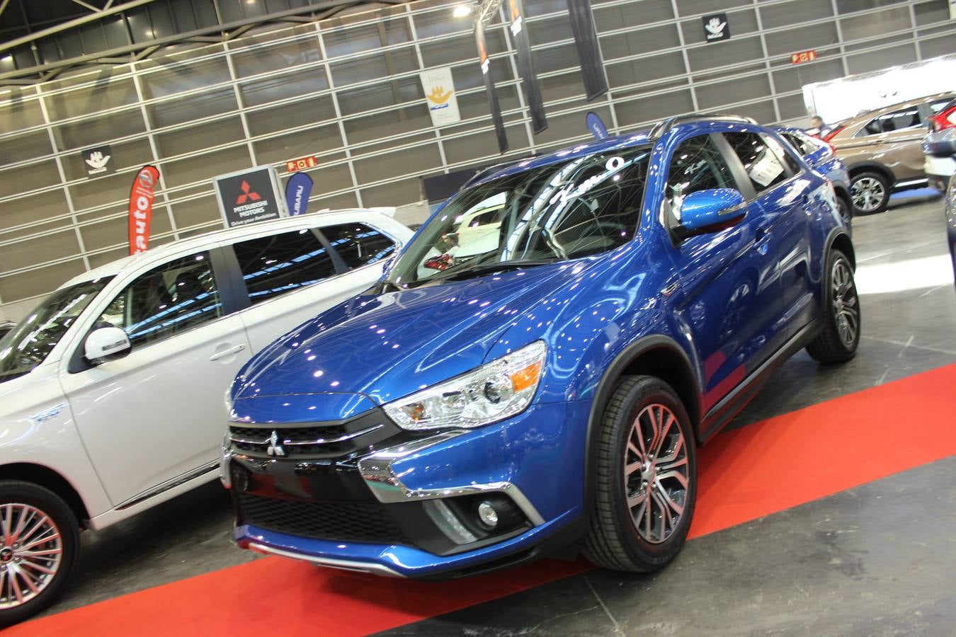 Feria Valencia celebra la 11ª. edición de la 'Feria del Vehículo Selección Ocasión', una cita que reúne hasta el próximo domingo, en el Nivel 3 del recinto ferial a 45 expositores y 26 marcas oficiales. Ofertan unos 1.500 vehículos con grandes descuentos; algunos coches de ocasión rebajados en más de 6.000 euros. 