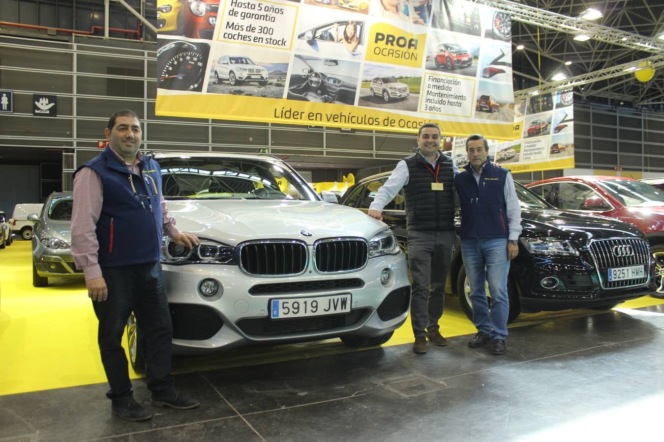 Feria Valencia celebra la 11ª. edición de la 'Feria del Vehículo Selección Ocasión', una cita que reúne hasta el próximo domingo, en el Nivel 3 del recinto ferial a 45 expositores y 26 marcas oficiales. Ofertan unos 1.500 vehículos con grandes descuentos; algunos coches de ocasión rebajados en más de 6.000 euros. 