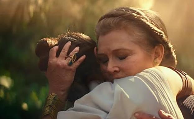 Carrie Fisher y Daisy Ridley en el tráiler del Episodio IX: The Rise of Skywalker