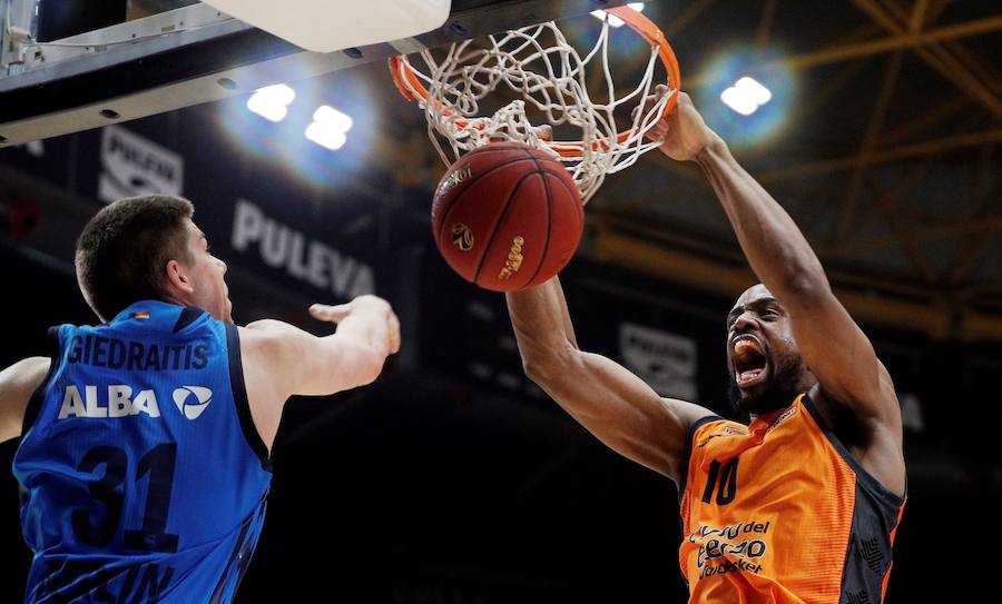 Las mejores fotos del partido que definirá al campeón de EuroCup en la Fonteta