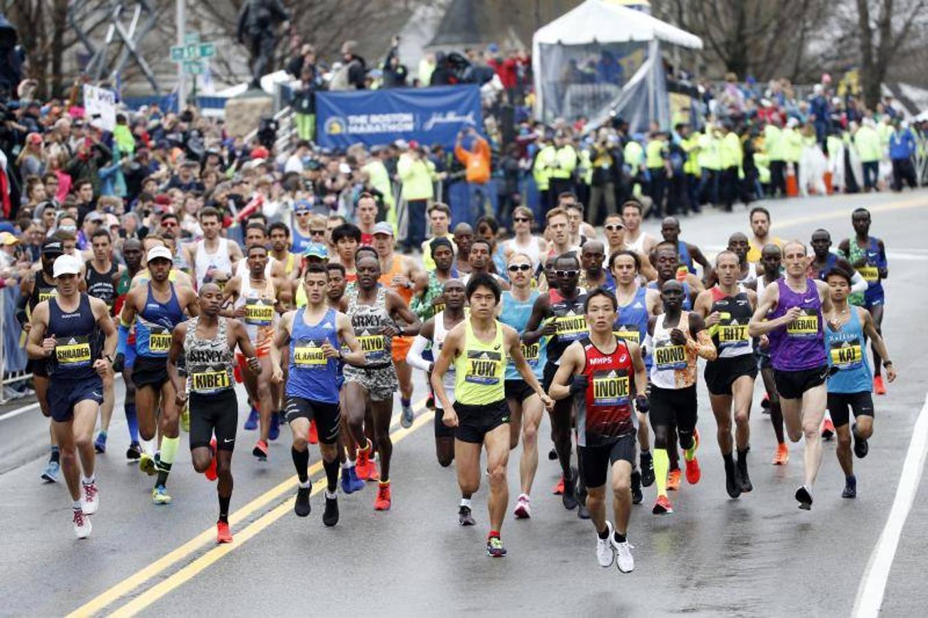 El Maratón de Boston 2019 ha estado marcado por la lluvia. Miles de atletas han recorrido las principales calles de la ciudad de Massachussets en uno de los maratones más prestigiosos del mundo, uno de los seis majors.