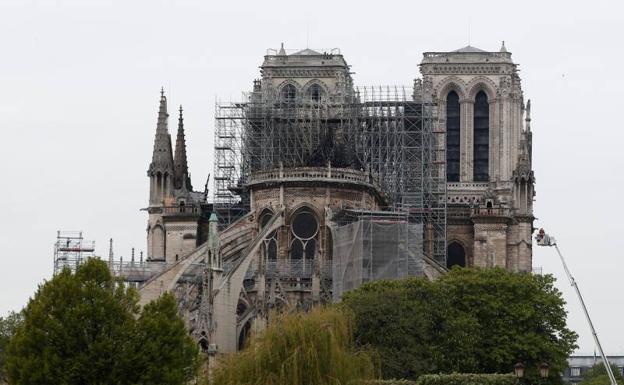 La catedral de Notre Dame, tras el incendio. 