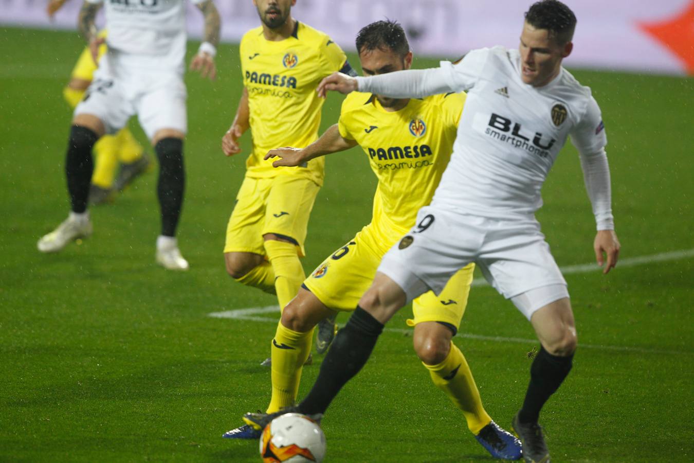 El Valencia CF jugará las semifinales de la Europa League 2018-2019 ante el Arsen de Unai Emery. El equipo de Marcelino superó en la vuelta en Mestalla por 2-0 al Villarreal, en unos cuartos de final encarrilados con el 1-3 de la ida.