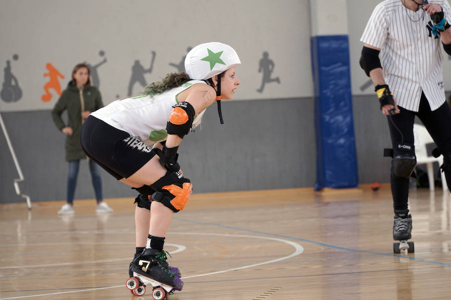 Valencia acoge este fin de semana (sábado y domingo) el mayor torneo de roller derby de España, un deporte femenino de patinaje de contacto. El Polideportivo de la Malvarrosa es el escenario de este espectacular evento. Las Rayo Dockers, el primer equipo de Valencia, se enfrentan a dos rivales internacionales: las Vienna Beasts (Austria) y las Atomium Kittens (Bélgica), para disputarse el ascenso en la clasificación europea. Además, el equipo B de la ciudad, las Rayo B-Lockers, en el que debutarán nuevas jugadoras, competirá contra las Rock 'n' Roller (Murcia) y las asturianas de La Güestia. La asistencia al evento es gratuita.