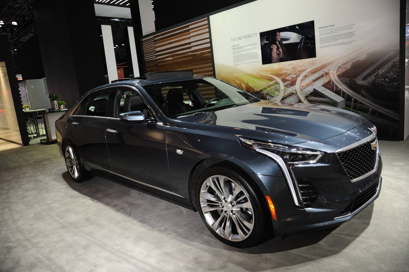 El autonómo de Cadillac CT6, con el sistema Super Cruise (supercrucero), con dos sistemas de conducción autónoma. 