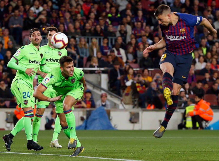 Las mejores fotos del partido de la jornada 35 de LaLiga en el Camp Nou. Un encuentro decisivo para ambos conjuntos