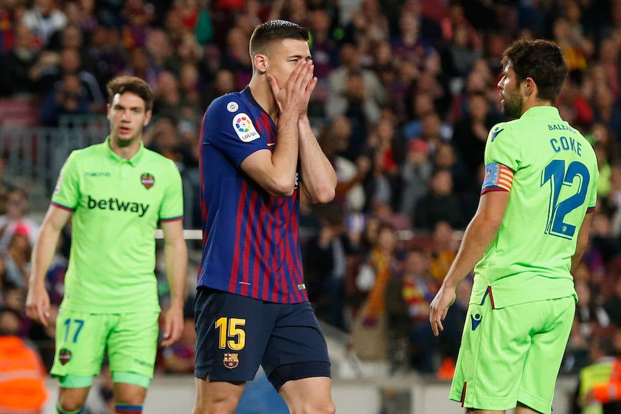 Las mejores fotos del partido de la jornada 35 de LaLiga en el Camp Nou. Un encuentro decisivo para ambos conjuntos