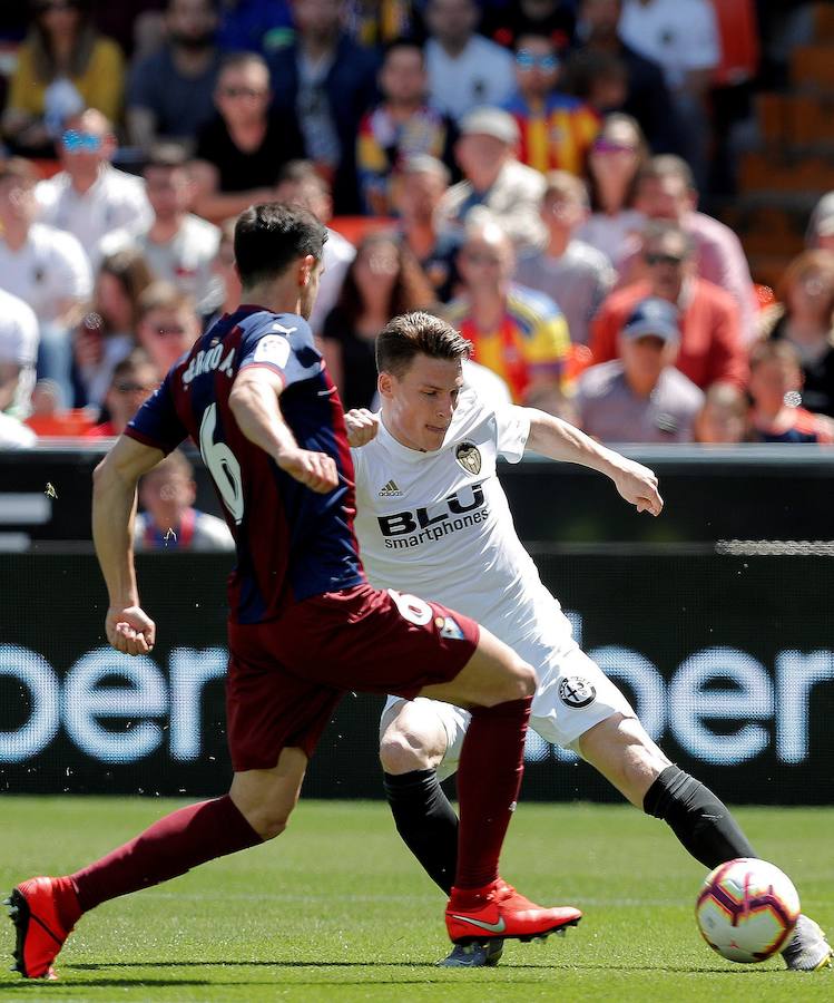 Estas son las fotos que deja el partido de la jornada 35 de LaLiga en Mestalla